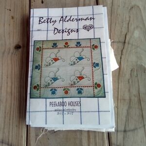 Betty Alderman Designs Peekaboo Houses Quilt Top Applique Embroidery Vintage
